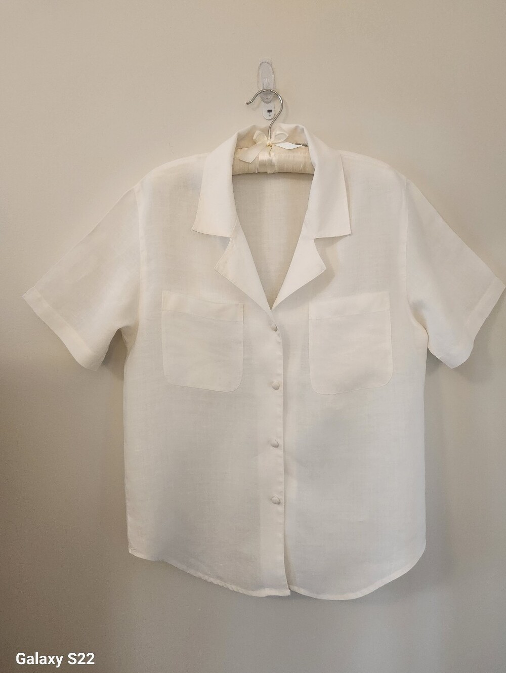 Sunny Leigh Studio White Linen Button-Front Blouse